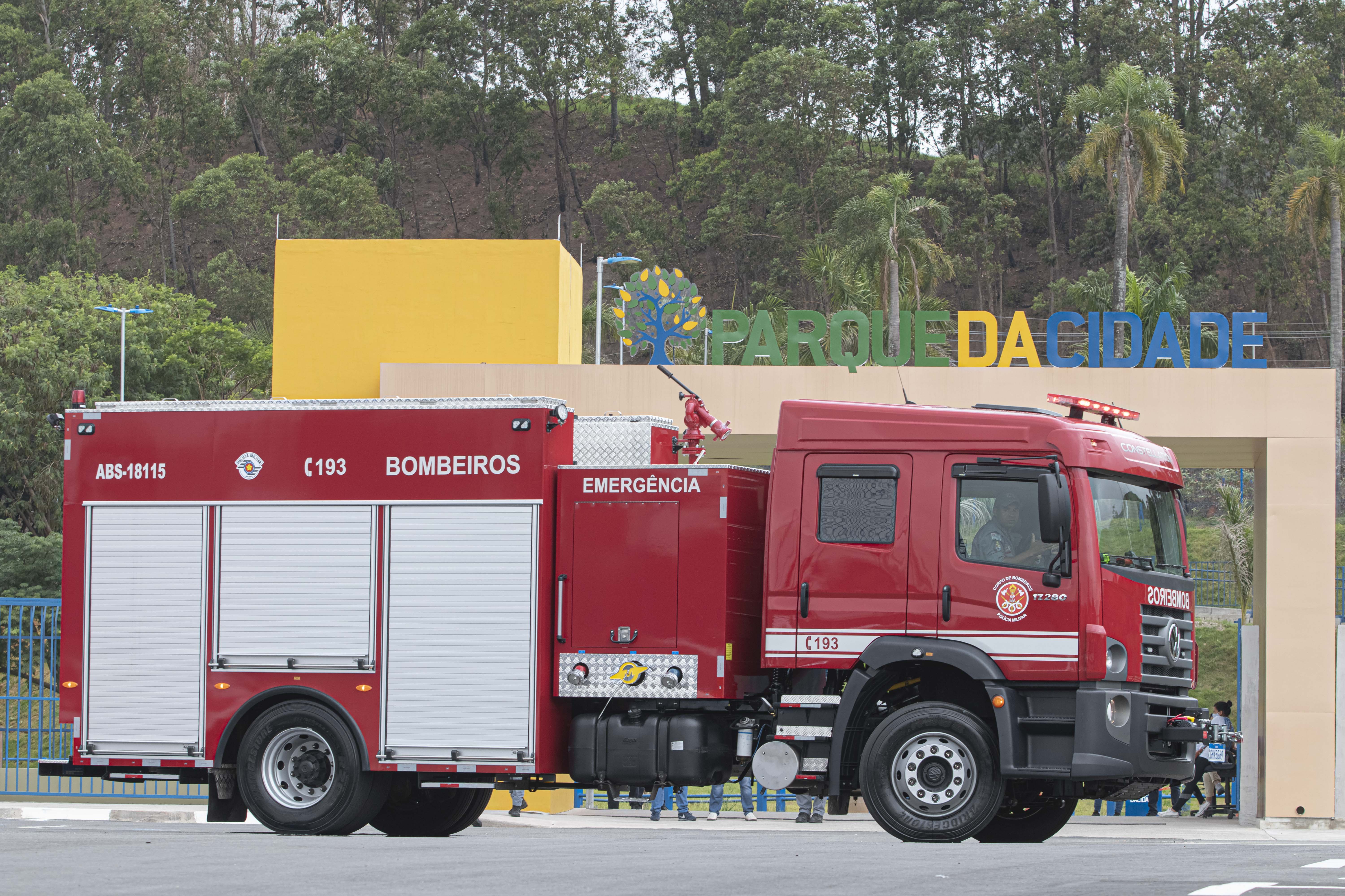 seguranca contra incendio vl andrade sistema de pressurizacao de escadas AVCB CLCB Alphaville